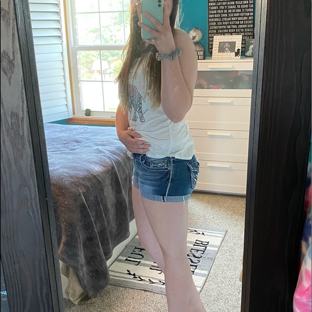 Maurice’s Jean Shorts - Picture 2 of 5